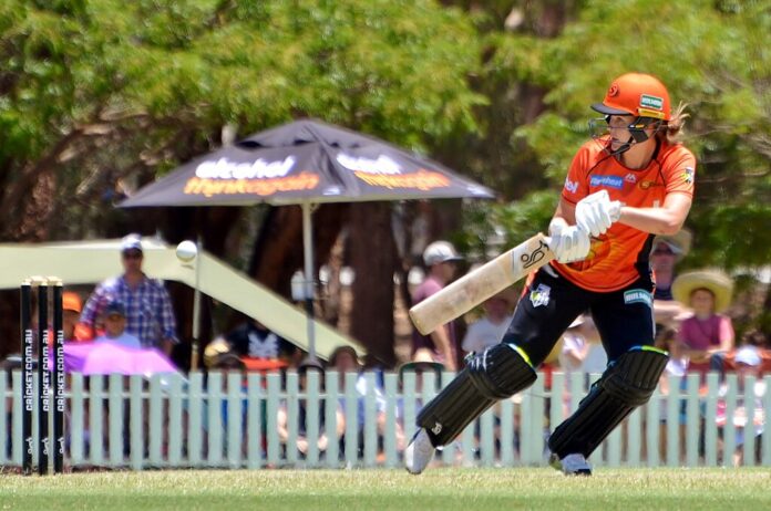 England Triumph Over South Africa in Women’s T20 World Cup