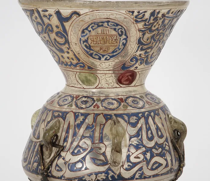 Islamic Auction in Dubai: Rare Art & Modern Masterpieces