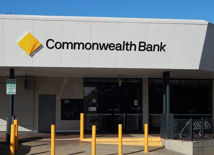 Commonwealth Bank Scraps $3 Cash Withdrawal Fee