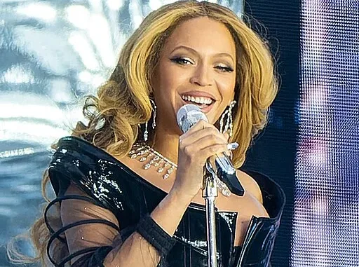 Beyoncé & Blue Ivy: Tina Knowles Says They Ignore Her