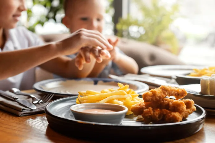 Controversial Server Takes Stand Against 'Kids Eat Free' Policies