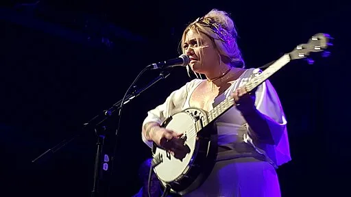 Elle King