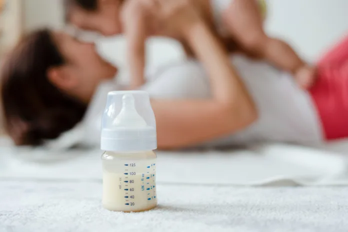 Expectant Mum Faces Backlash Over Weight Loss Drug Plans While Breastfeeding