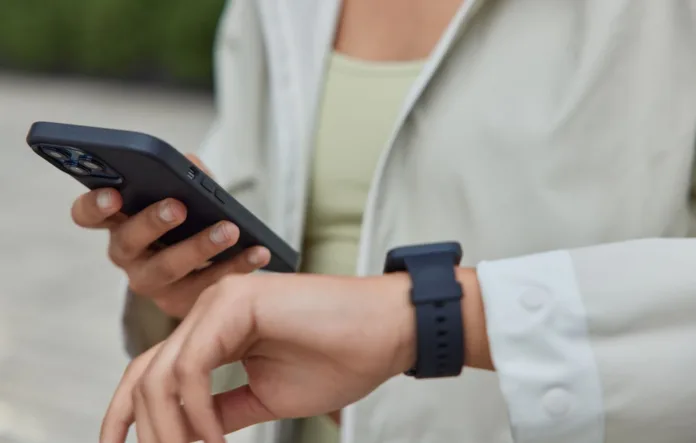 Study Finds Toxic PFAS Chemicals in Smart Watch Bands