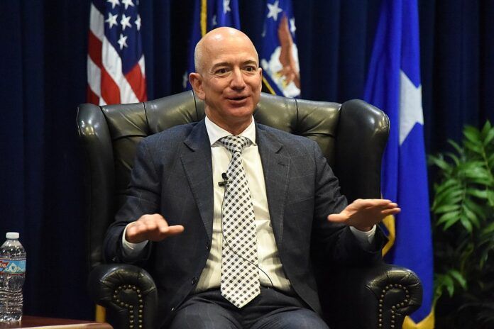 Jeff Bezos Defends Washington Post’s Non-Endorsement