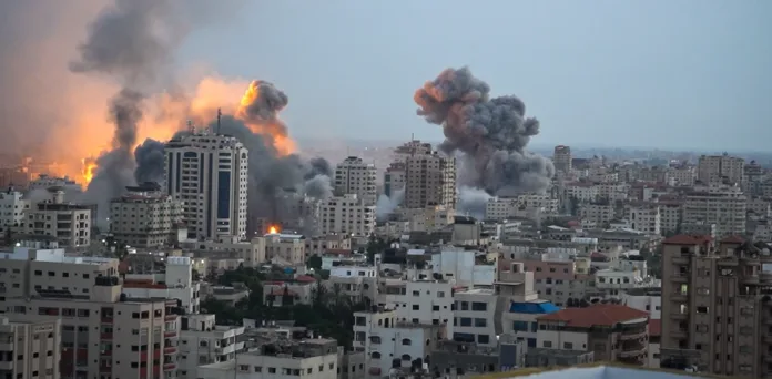 Houthi Missile Hits Israel: US Retaliates with Yemen Strikes