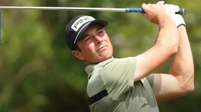 Hovland Punishes Thomas' Collapse to Win