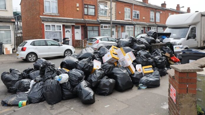 Birmingham Bin Strike: Overflowing Rubbish, Dead Rats