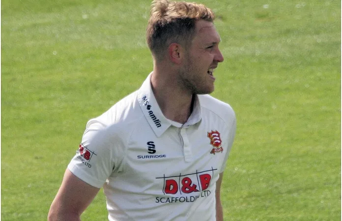 County Championship Results: Porter Crushes Worcestershire