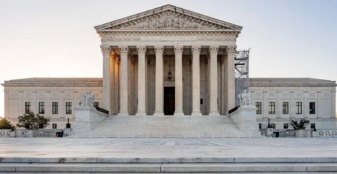 Supreme Court Citizenship Case Divides on Trump Birthright