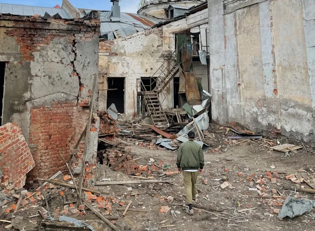 Russian Drone Attack Ukraine: 12 Killed Amid Prisoner Swap