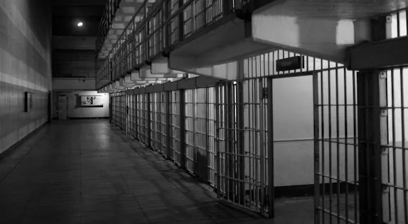 New Orleans Jail Escape: 10 Inmates Flee, Manhunt Underway
