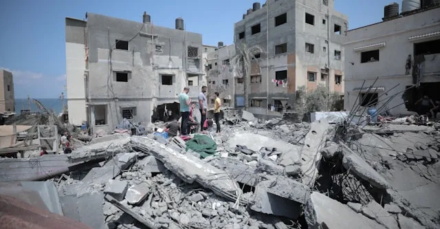 Deadly Gaza Conflict Offensive Escalates Amid Hostage Crisis