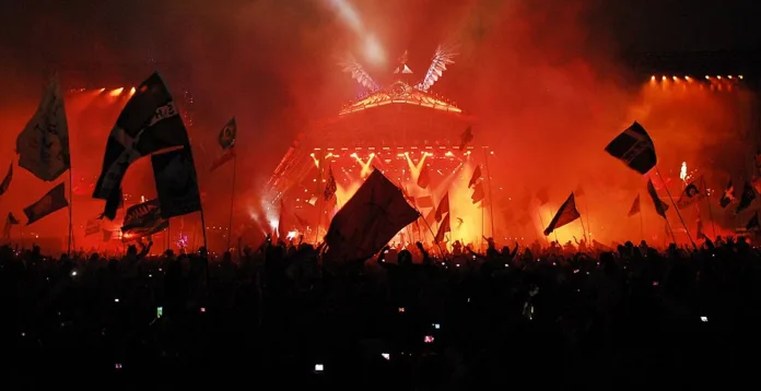 Glastonbury Crowd Safety Warning Amid 'Mass Casualty' Fears