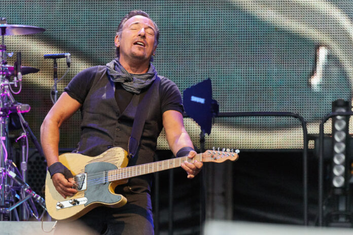 Bruce Springsteen Stops Liverpool Gig To Celebrate On-Stage