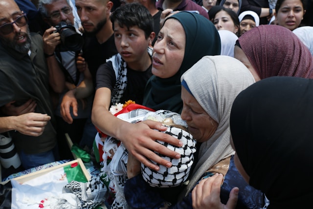 Gaza Aid Boss Denies Blame as Over 500 Killed