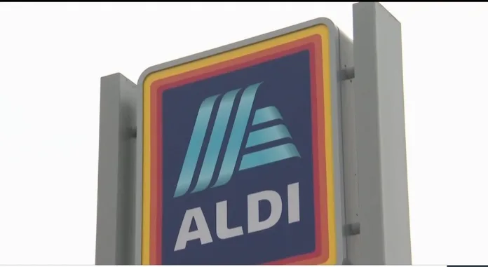 Oreo Maker Sues Aldi Over Lookalike Packaging in US Legal Battle