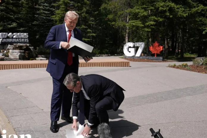 Keir Starmer Picks Up Donald Trump’s Dropped Papers at G7