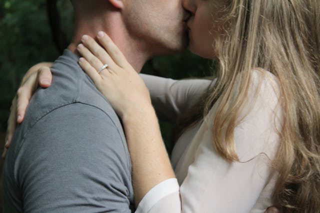 The Difference Between Good Sex and Real Emotional Connection