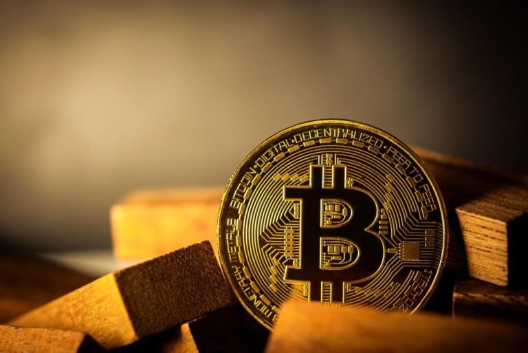 Buried fortune! man who lost $780M in Bitcoin now fights to own the dump that holds it