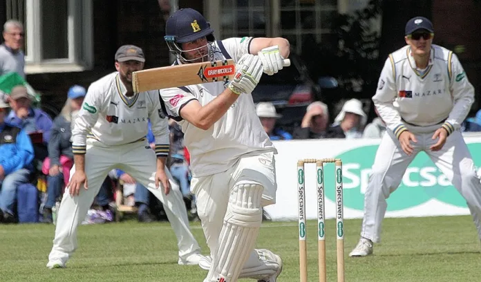 Dom Sibley Hits 305 as Surrey Score Record 820 Against Durham