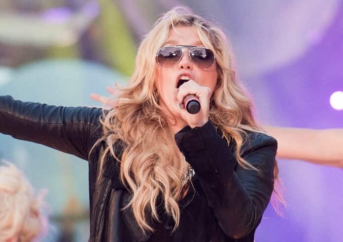 1024px-Kesha_@_MMVA_Souncheck_02_retouch-e1744958657551