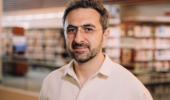 1024px-Mustafa_Suleyman_photo-e1743837169457