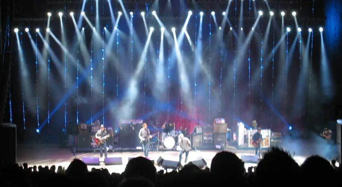 Liam, Noel Gallagher Stay Separate Hotels Oasis Reunion Tour