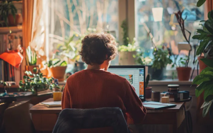 Side Hustles for Students: Start from Scratch with No Money