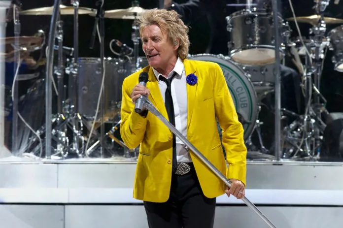 Penny Lancaster Shares Intimate Details About Rod Stewart