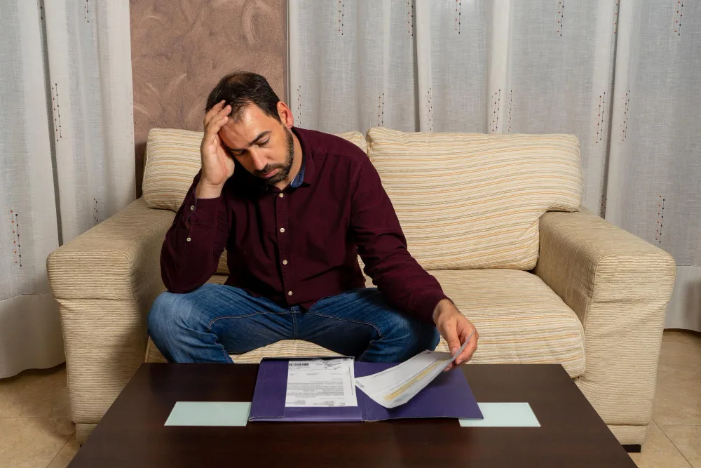 Grow Your Savings During the UK Financial Wellbeing Crisis