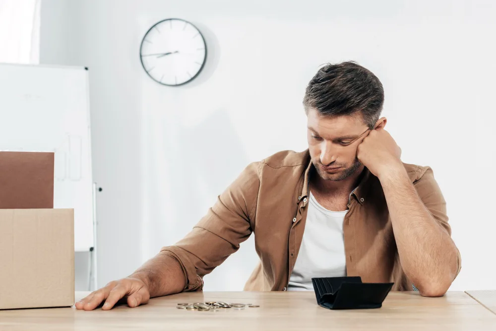 Grow Your Savings During the UK Financial Wellbeing Crisis