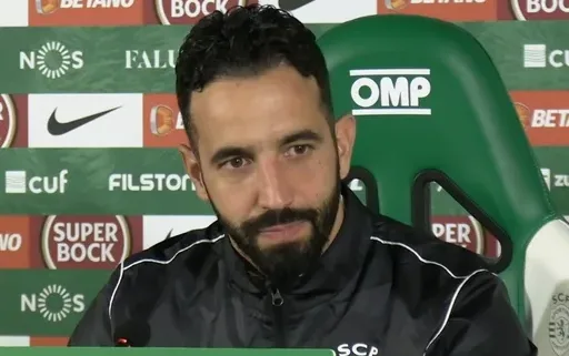 Gary Neville Warns Ruben Amorim Under Huge Pressure at Manchester United