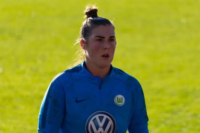 Mary Earps Returns as Safia Middleton Patel Shines in Old Trafford Victory