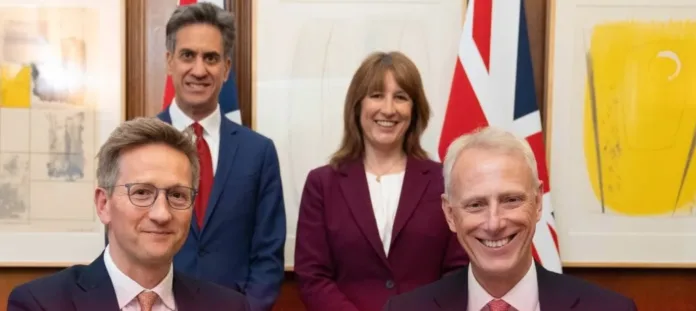 Rolls-Royce Nuclear Deal Sparks Row Over British Steel Use