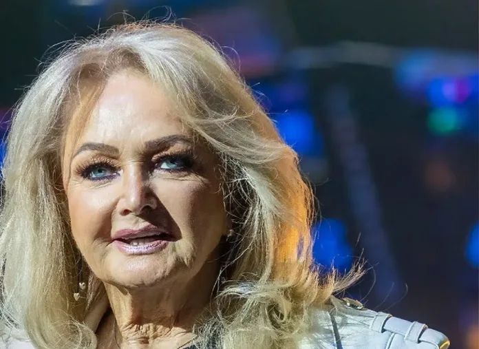 Bonnie Tyler Recovering After Emergency Surgery in Portugal