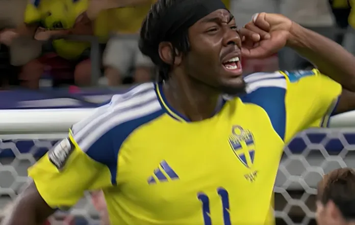 Elanga Sends Sweden Past Japan Into World Cup Knockouts