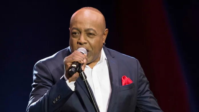 Peabo Bryson Dies at 75 as Fans Pay Tribute