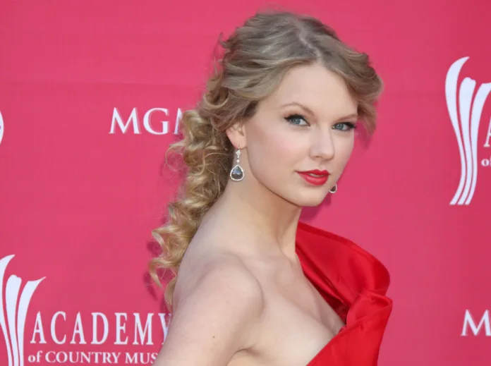 Taylor Swift Leads Nominations at the MTV EMAs