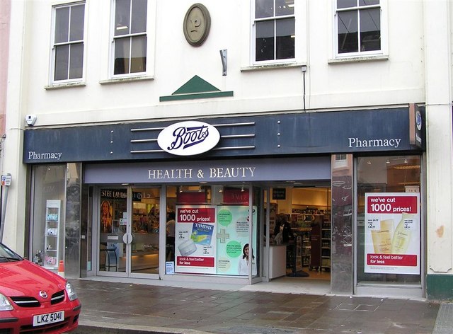 Boots Reports Sales Growth Amid Global Store Closures