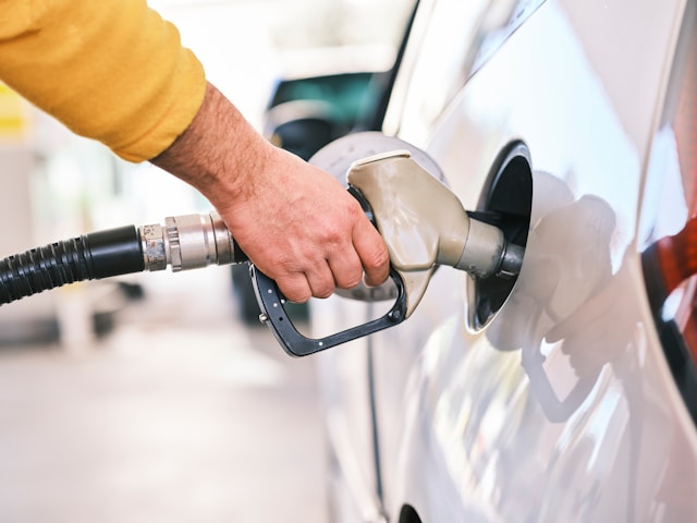 Fuel Update: Petrol Price Unchanged, Diesel Rates Increase