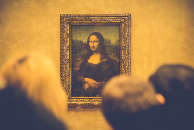 Louvre Considers Exclusive Room for Mona Lisa Masterpiece