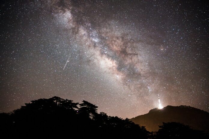 Meteor Illuminates Night Sky over Northern Turkey