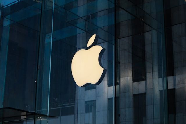 Apple’s New AI Balances Privacy and Personalization Private Cloud