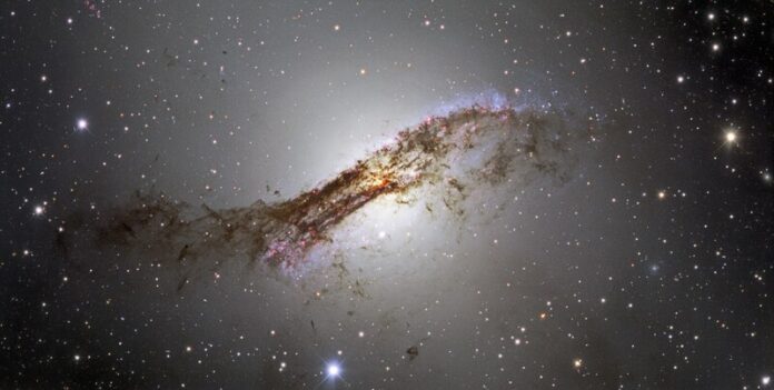 Dark Energy and Universe Expansion: Scientists Admit Ignorance