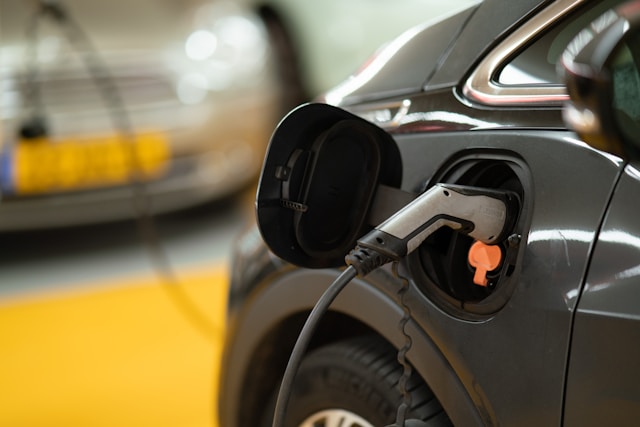 Saudi Arabia Urged to Install EV Chargers Every 100 km to Support