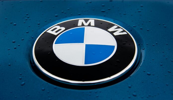 BMW 3 Series Update Enhances PHEV Range, Comfort