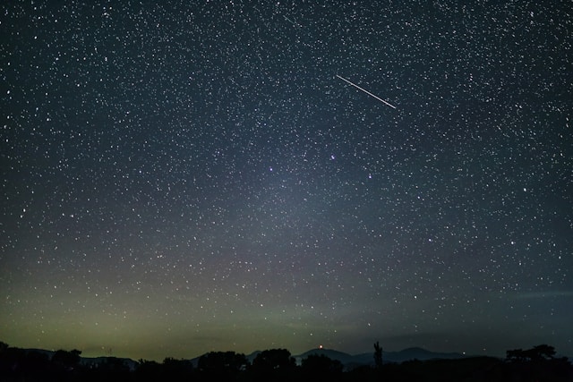 How to See the Geminid Meteor Shower in the UK Tonight